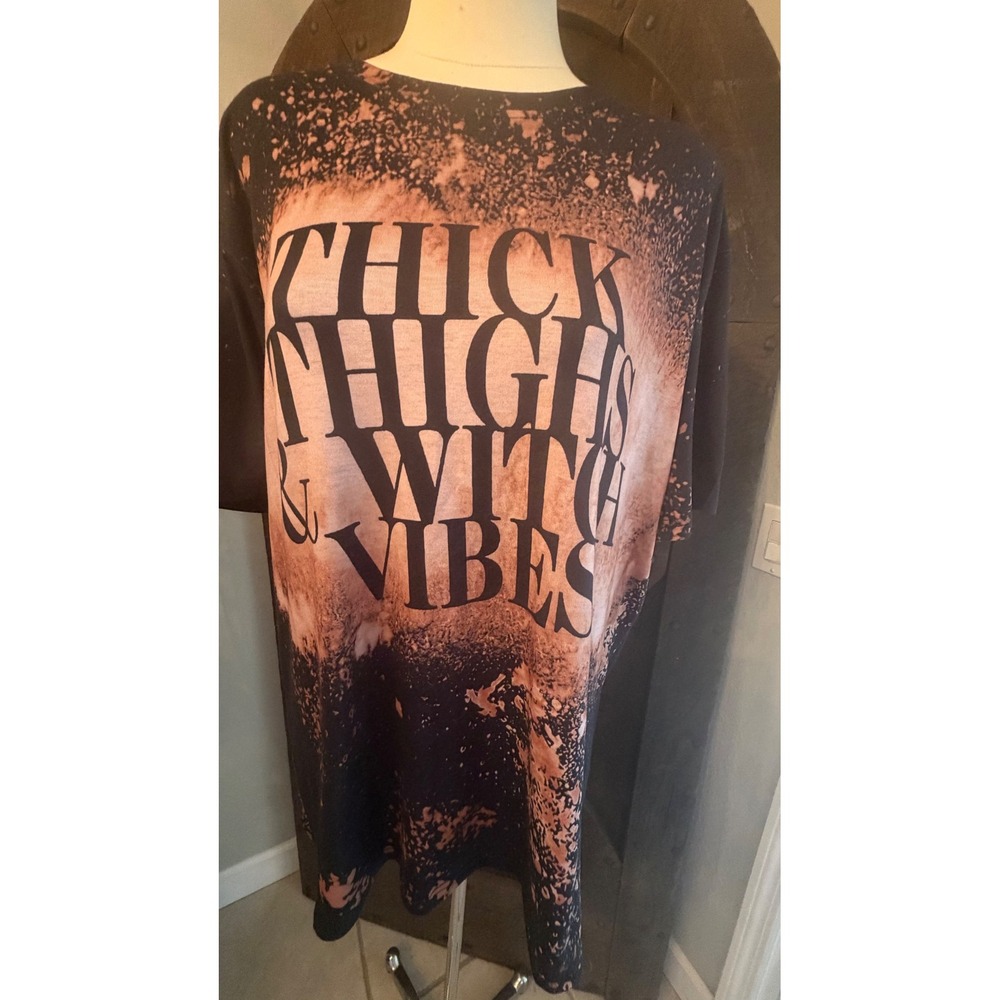 Halloween "Thick Thighs Witchy Vibes" T-Shirt XL Black Bleach Dye Graphic Tee